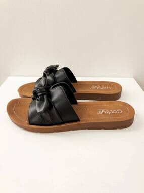 NEW CORKYS FOOTWEAR women's too cute bow sandals in black
